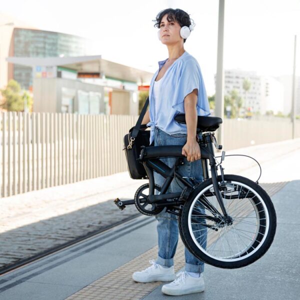 Descubre la Movilidad del Futuro con Bicicletas Eléctricas Plegables.