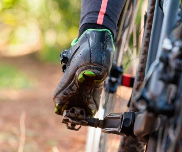 Tipos de Pedales para Bicicletas: Guía Completa y Opciones en los Talleres de Bicicletas